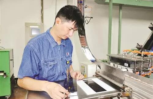 2018貴煙明確物資管理工作要點 貴煙奮力站起來努強(qiáng)起來