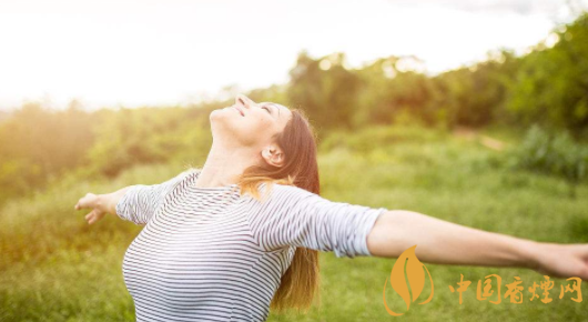 經常抽煙的人喝什么茶好 抽煙的人喝什么茶清肺效果最好